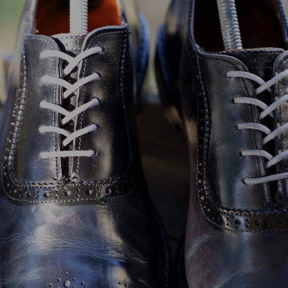 SALE - Allen Edmonds 9-D Cornwallis Black with Dark Blue Accents Mens Dress Shoe - Picture 5 of 8